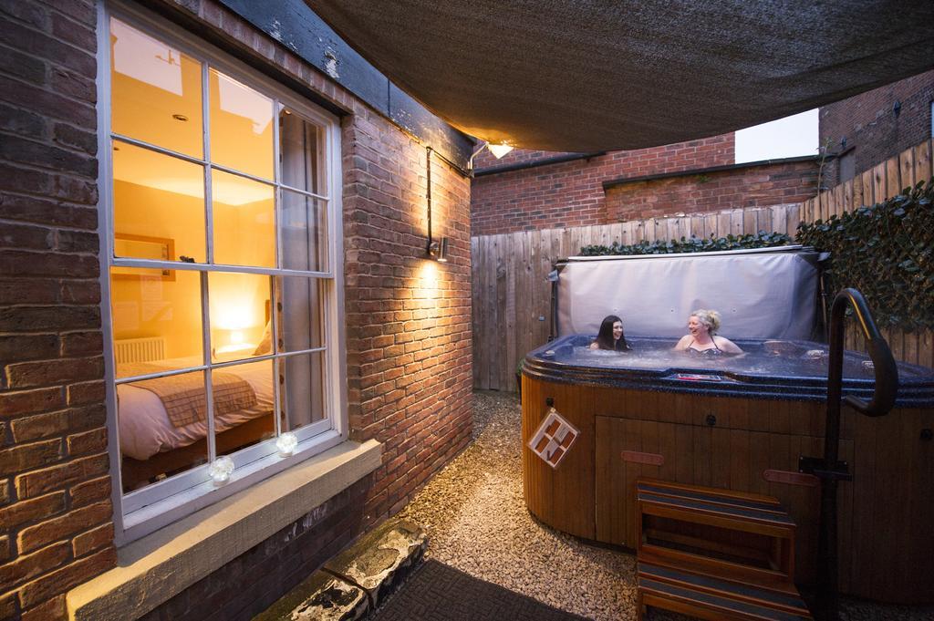 Chester Apartments Экстерьер фото