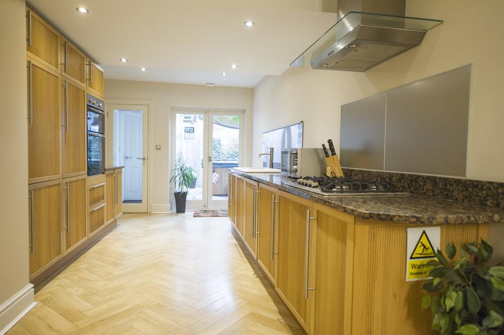 Chester Apartments Экстерьер фото